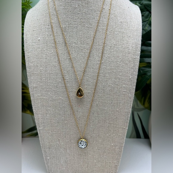 Black and White Polka-dot Pendant Necklace - Elegant Minimalist Layered Necklace - Picture 10 of 16